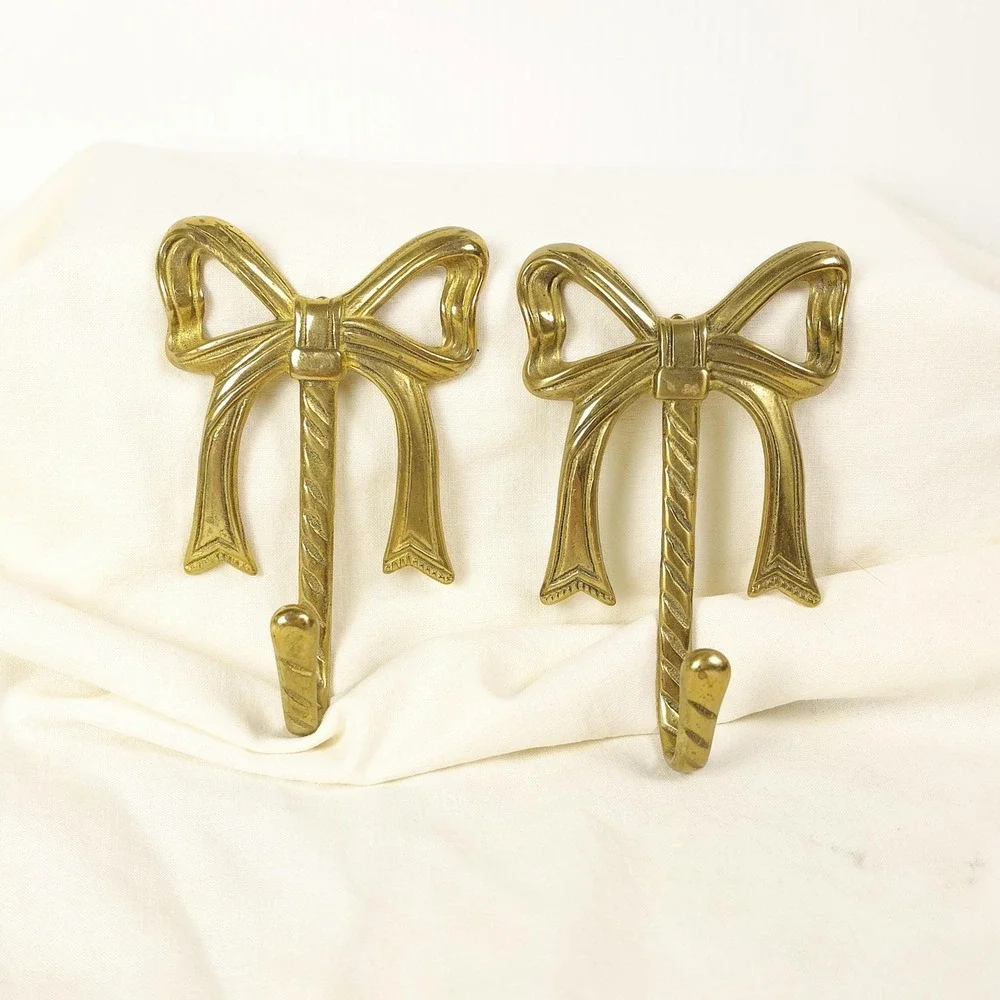 Set of 2 Vintage Brass Bow Wall Hooks House Of Lloyd Cottage, 4.5